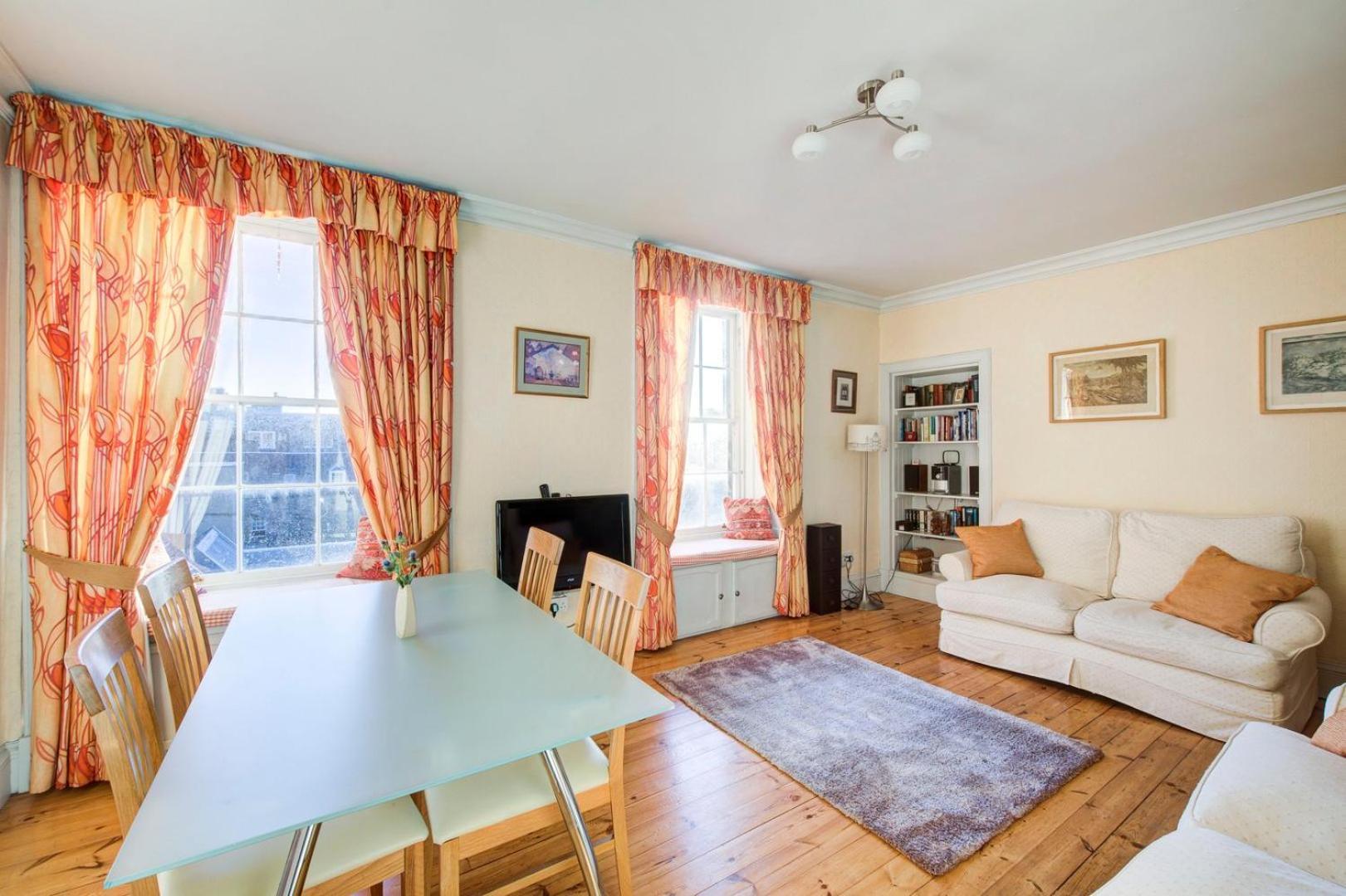 Guestready - Historic Edinburgh Old Town Apartment EDI Exterior photo