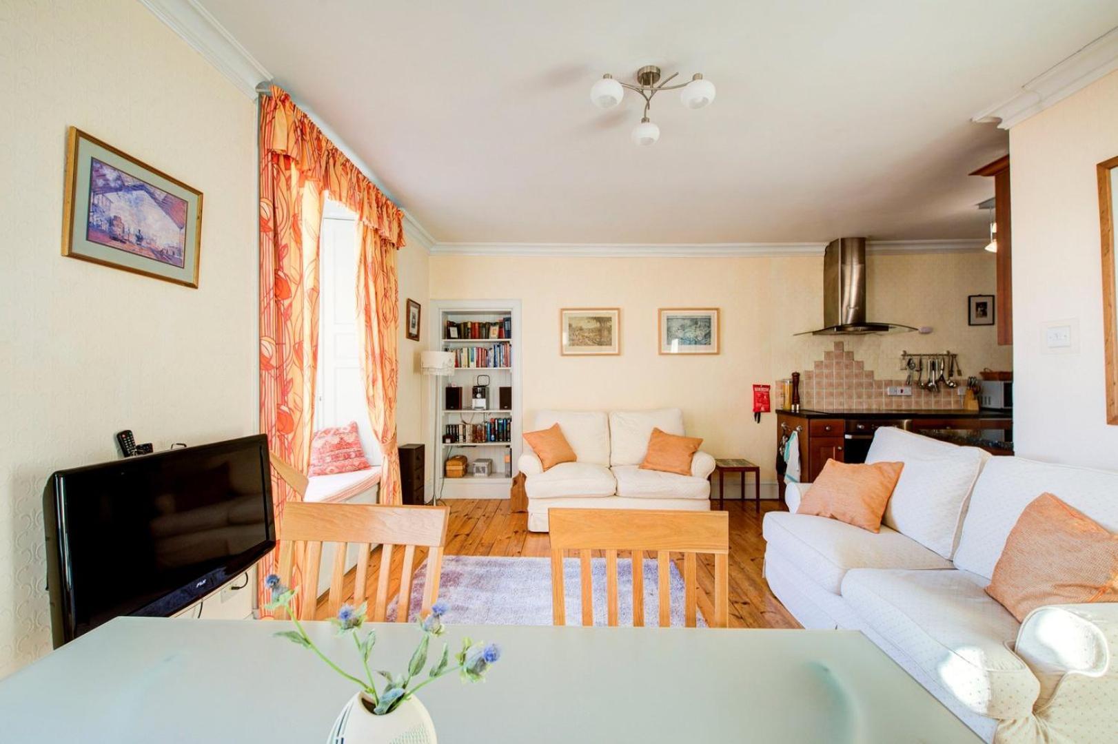 Guestready - Historic Edinburgh Old Town Apartment EDI Exterior photo